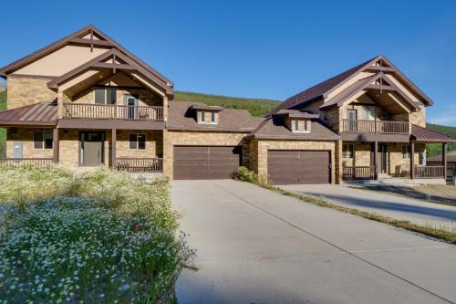 Blue River Casa | Aspen Grove Views Spacious Duplex 5 Mi to Breck