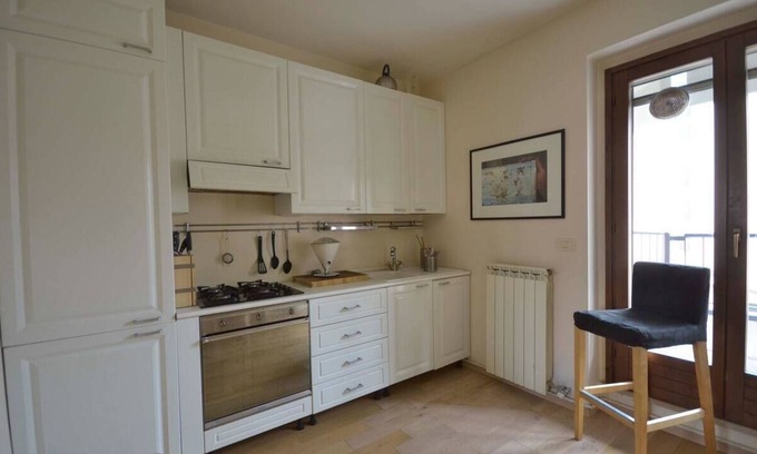 Assago Apartamento | Vrbo Property