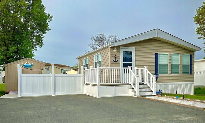 Assateague Pointe Casa | Assateague Pointe 2 br/1 ba 2 outdoor pools -in WOC.