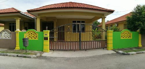 Kampung Sura Apartamento | AsSyifa Homestay Dungun