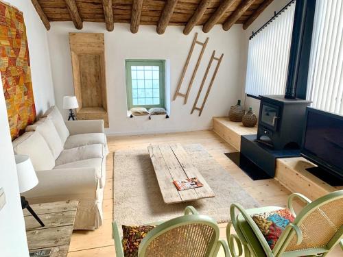 Galera Casa | Astarte House Up