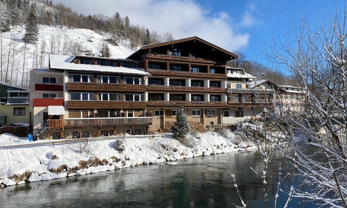 Bruck an der Grossglocknerstrasse Hotel | Hotel ∙ 3 huéspedes