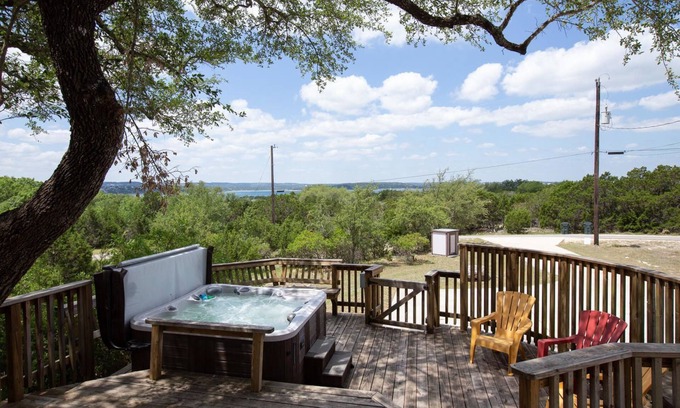 Canyon Lake Casa | At Canyon Lake CL1233 3 Bedroom Villa by RedAwning