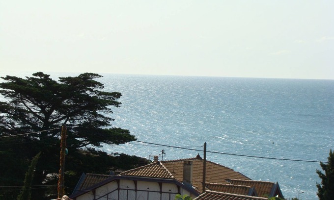 Sete Cabaña | Al pie del monte St Clair, frente al mar, La Note Bleue te espera....;