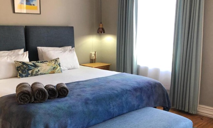 Knysna Casa | At The Loerie