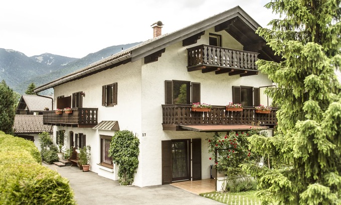 Hammersbach Apartamento | Acogedor, vistas de las montañas, y el pie de valle de infierno Ridge, Kreuzeck. Zugspitzbahn