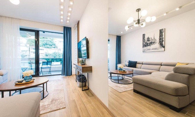 Ulcinj Hotel | Atelier