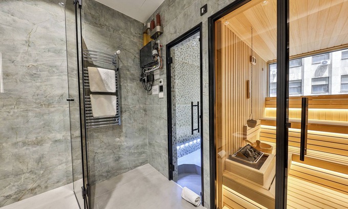 Stari Grad Hotel | Atera Business Suites