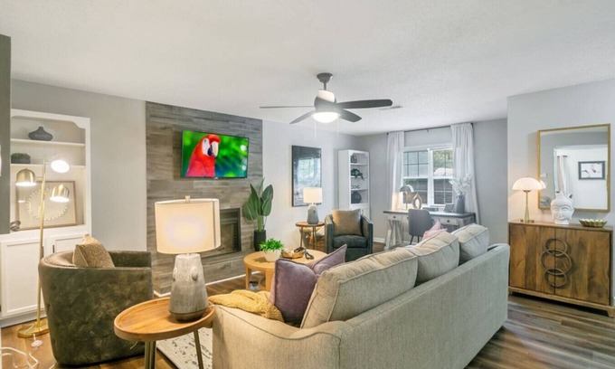 Smyrna Casa | ATH - Sleeps 4 - 2 Beds - Pet friendly - CC4