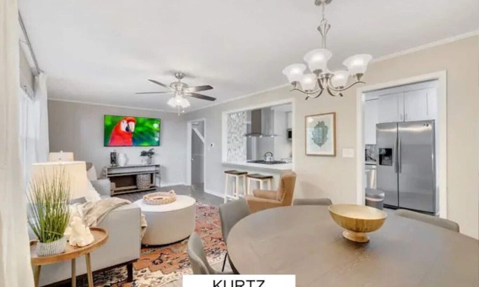 Marietta Casa | Lujo en East Cobb - Renovación impresionante - ENORME