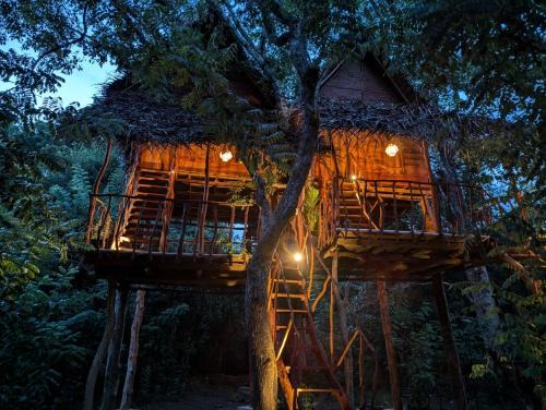 Habarana Cabina | Atha Tree House