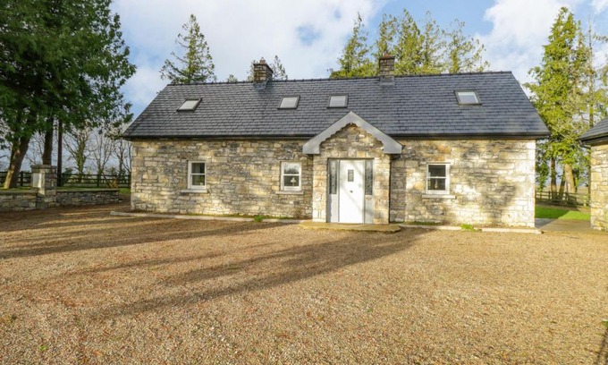 Fenagh Casa | Atheiri Cottage