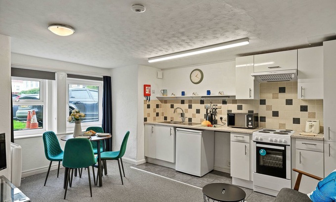 Roundham Apartamento | Atherfield Apartments No. 4 - Lawn Side