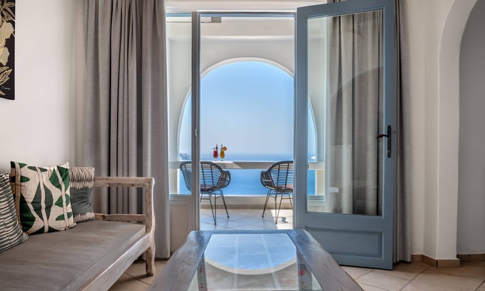 Megalochori Hotel | Athermi Suites - Adults Only