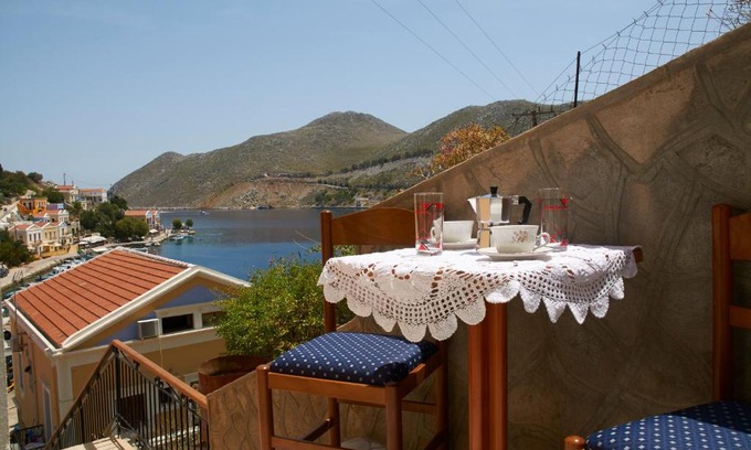 Symi Apartamento | Athina Studios