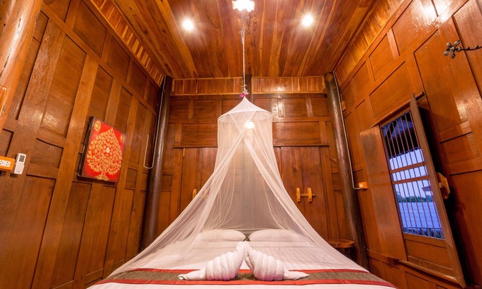 Ayutthaya Casa | Athithara home river view