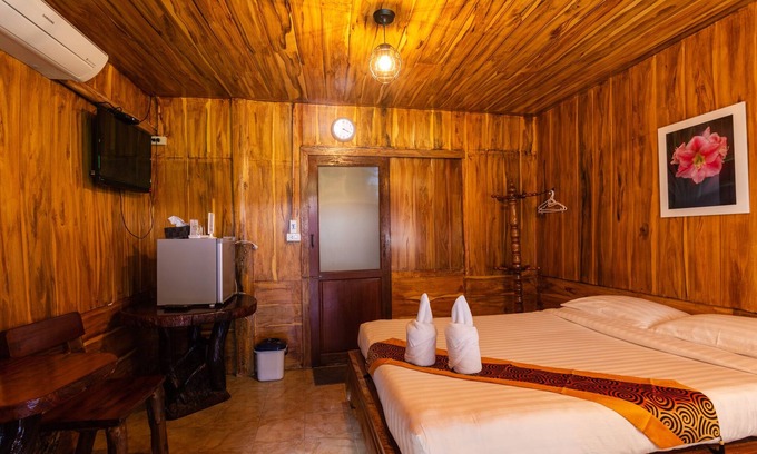 Ayutthaya Casa | Athithara: New Room on the River