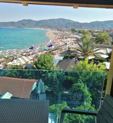 Sarti Apartamento | Athos Veranda