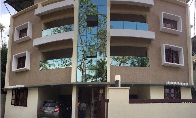 Nedumangad Casa | Athrakkattu Enclave 3 dormitorios Delux AC Appartment
