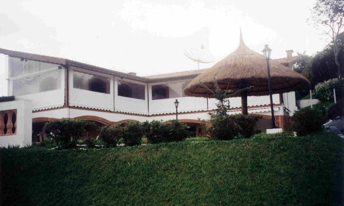 Laranja Azeda Casa | ATIBAIA - SITIO DE ACCESO FÁCIL CONDOMINIO CERRADO CERCA DE PIEDRA GRANDE