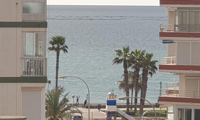 Torre del Mar Apartamento | Atico cerca del mar con vistas