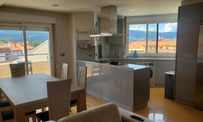 Arcade Apartamento | Atico de lujo tranquilo en la playa