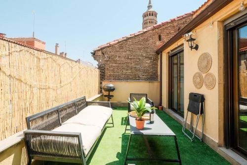 San Pablo Apartamento | Atico Ordesa Barbacoa Terraza WiFi 4 Pax Ascensor