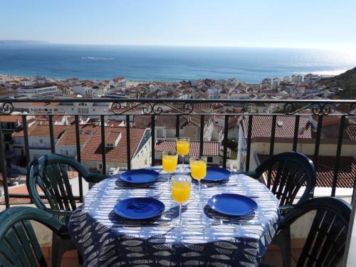 Nazare Apartamento | Atlantic Dream View - Apartment for 4 with amazing sea views in great location