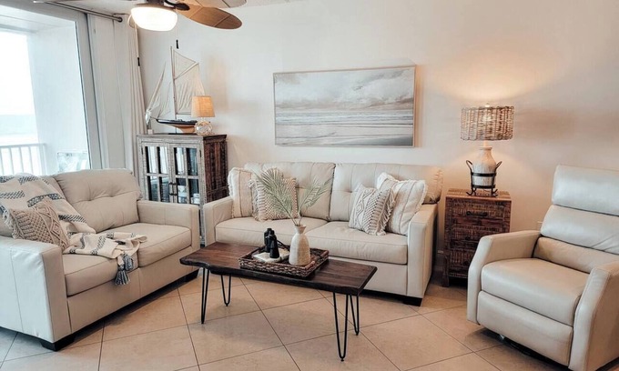 Ponce Inlet Condominio | Atlantic Shores Oceanfront Condo - Heated Saltwater Pool Incredible Sunrises