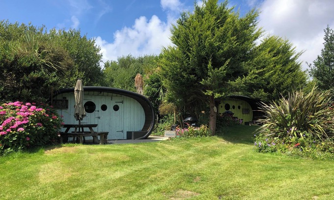 Bude Alquiler De RV | Atlantic Surf Pods - Campsite