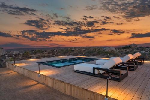 Pioneertown Casa | Atomic Ranch l Modern Pool Cabin Against 250 Acres