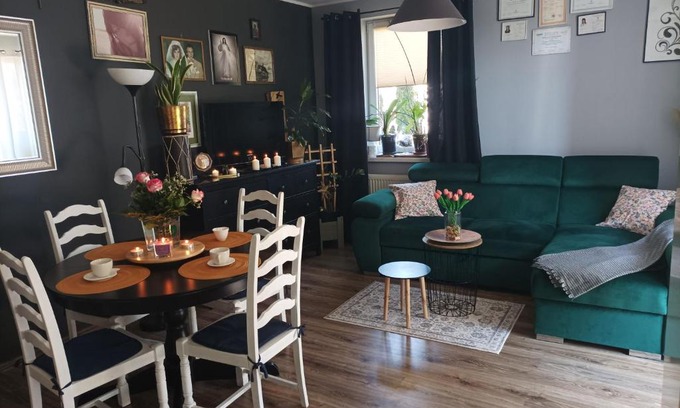 Orunia-St. Wojciech-Lipka Apartamento | Atrakcyjny apartament z dużym ogrodem