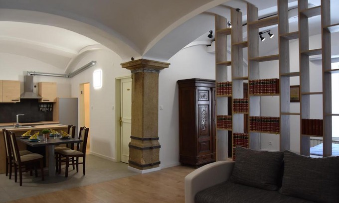 Celje Apartamento | Atrij