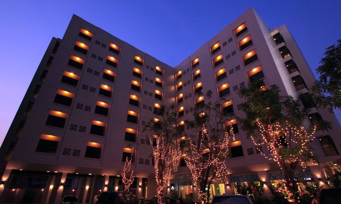 Ratchadaphisek Hotel | Atrium Boutique Hotel