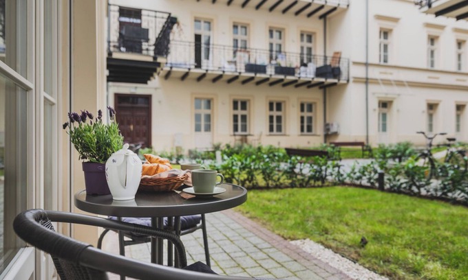 Stradom Apartamento | Atrium by Upstairs