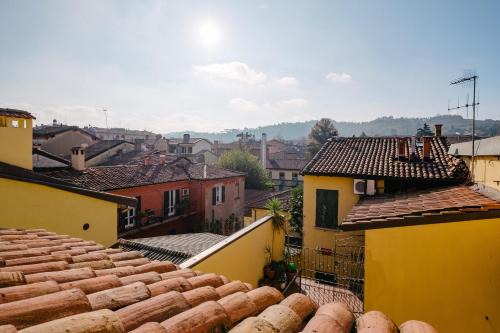 Historic Center Apartamento | Attic In Historical Center Bologna
