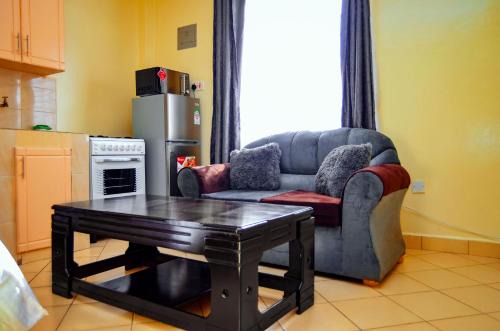 Mbotela Apartamento | Attic Place South B