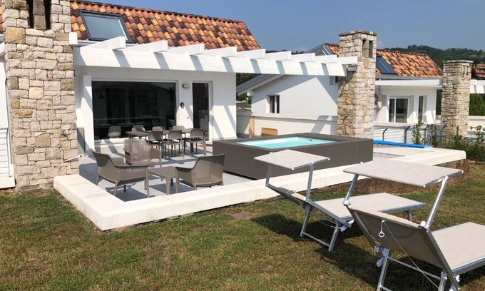 Monte Casa | Attico 24, Residence Gardalido