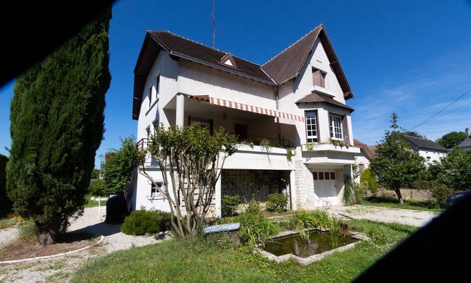 Montrichard Val de Cher Casa | Pleasant villa with heated pool near Zoo Beauval and Chateau