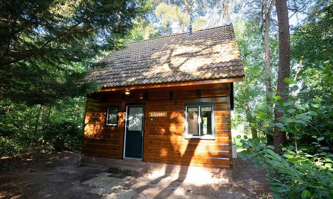 Municipality of Soest Casa | Attractive and fully equipped log home located on pasture land