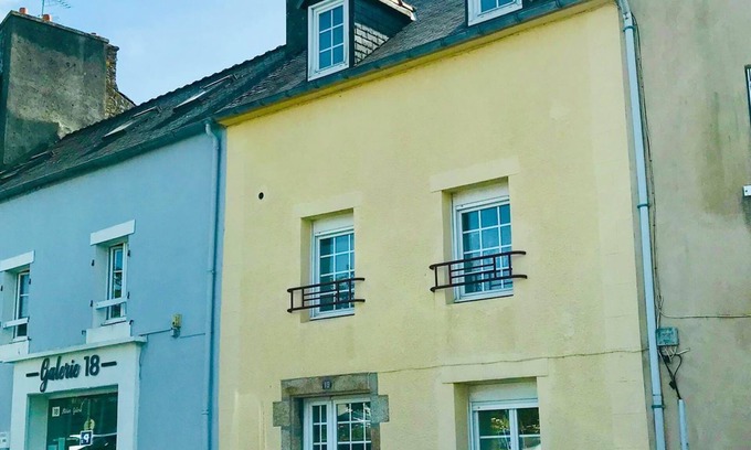 Gouesnou Casa | Atypical Breton house from the 1700s in the town center