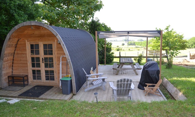 Anjou Cabina | Atypical gite in the heart of a horse farm: swimming pool, Nordic bath, mini farm.