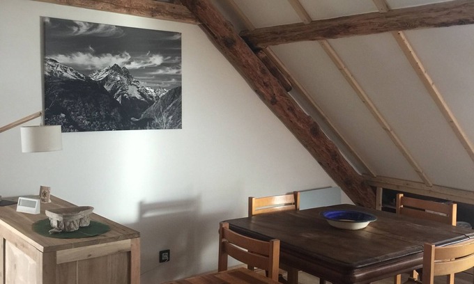 Vallouise-Pelvoux Apartamento | Atypical vacation apartment for rent - Pelvoux (05)