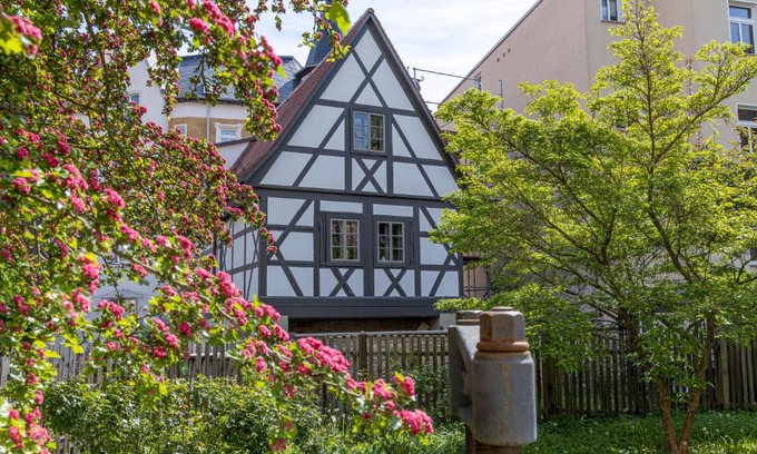 Gera Casa | außergewöhnliches, historisches, spätgotisches Wohnhaus von 1519, Gries 5