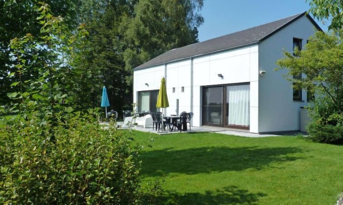 Buetgenbach Casa | Au bord du Lac 1 by Interhome