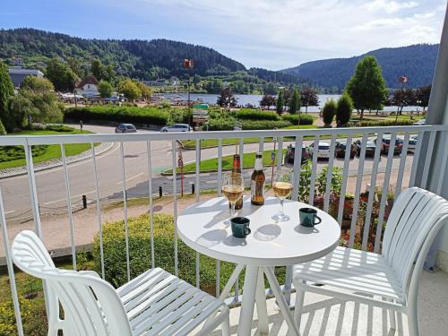 Corcieux Apartamento | Au Bord du Lac - Appt 6p vue lac et montagne
