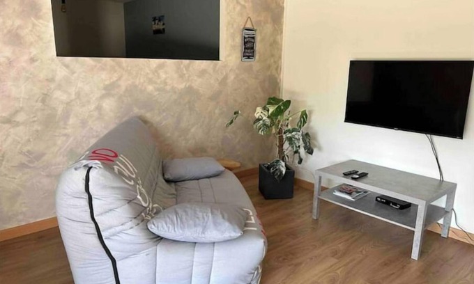 Saint-Germain-du-Salembre Apartamento | Au Cœur des Bois