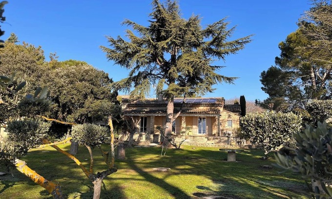 Cabrieres-d'Avignon Casa | Au Cœur du Luberon, "l'atelier de La Baronnie" Charme Absolu à 4km de Gordes