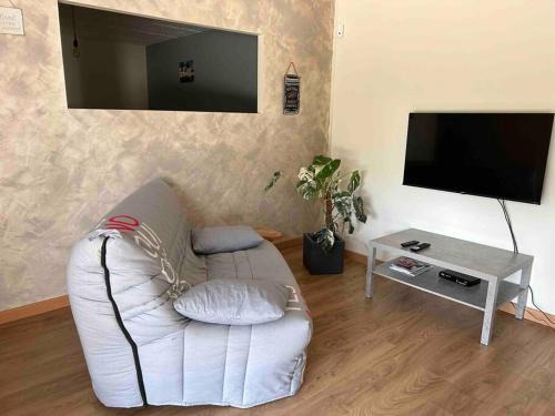 Saint-Germain-du-Salembre Apartamento | Au cœur des bois