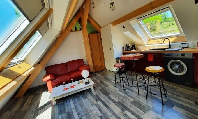 Lindry Apartamento | Au Calme Absolu chez Nicolas. Au calme complet